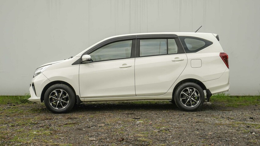 SIGRA R MATIC 2022 - UNIT ISTIMEWA, FULL ORISINIL, BERGARANSI 1 TAHUN