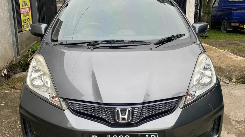 Honda Jazz 2011 Bensin