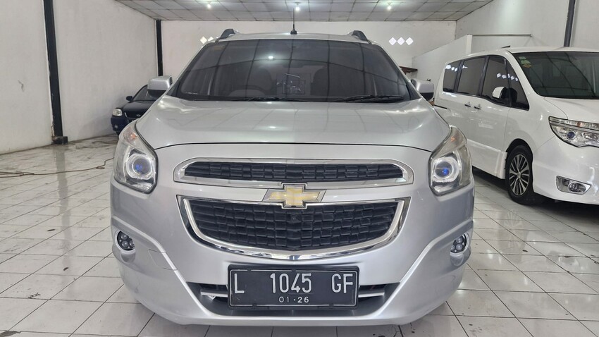 Chevrolet Spin 2015 Bensin