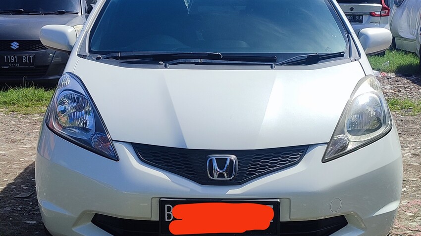 Honda Jazz GE8 S AT 2011