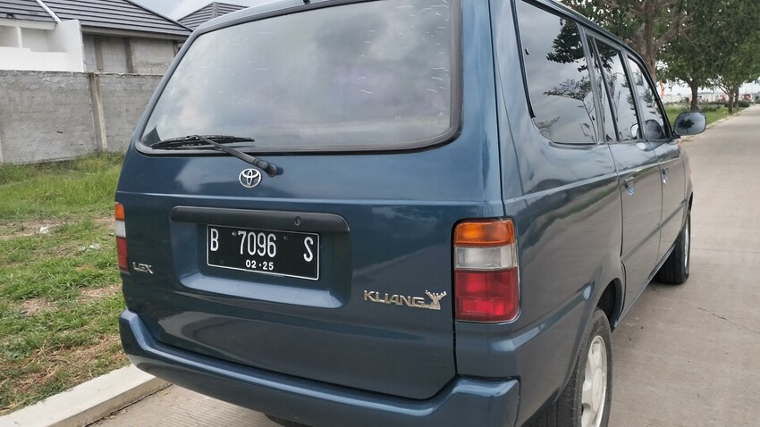 Toyota Kijang 1999 Bensin