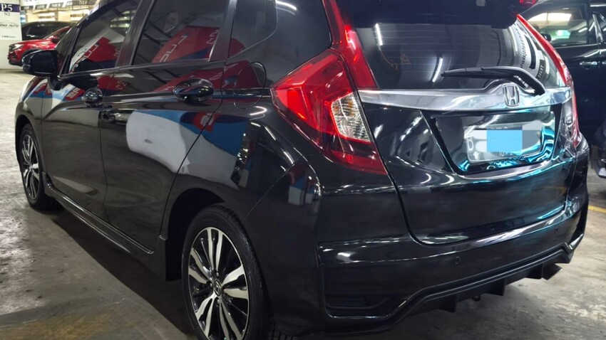 Honda Jazz RS AT 2019 Hitam