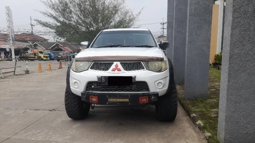 Mitsubishi Triton 2010 Diesel