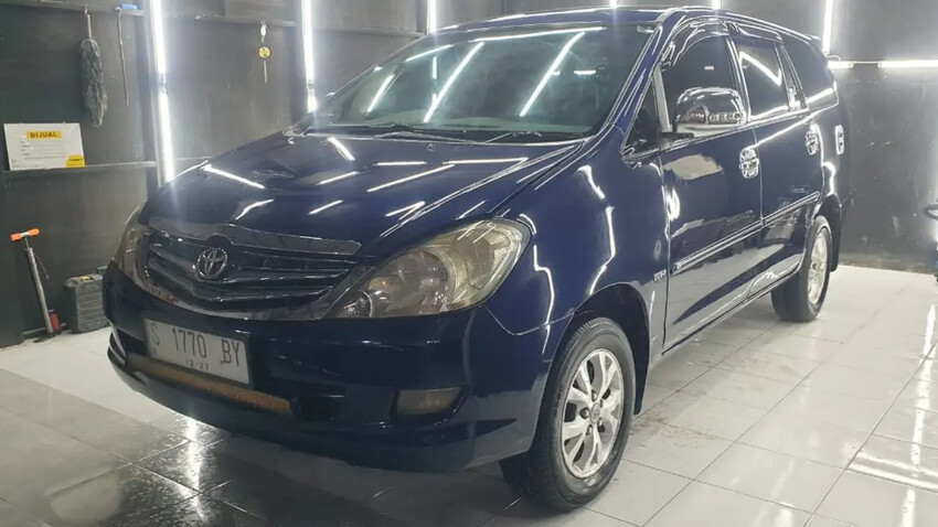 Toyota Kijang Innova 2007 Bensin