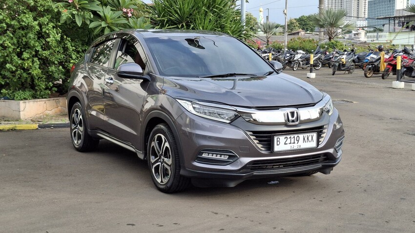 Honda HR-V SE matic thn 2018/19 km 50 rbuan istimeawa