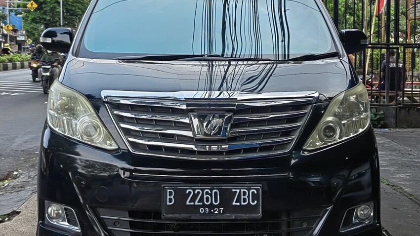 TDP35jt Toyota Alphard 2.4 G ATPM Pilot Seat 2012 Hitam Kredit Murah