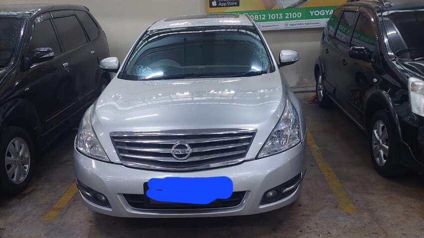 Nissan Teana 2011 Bensin