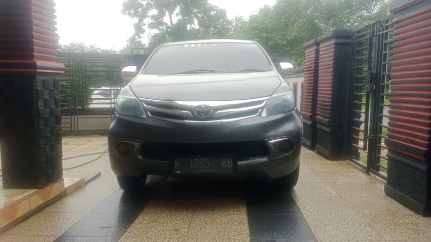 Toyota Avanza 2013 Bensin