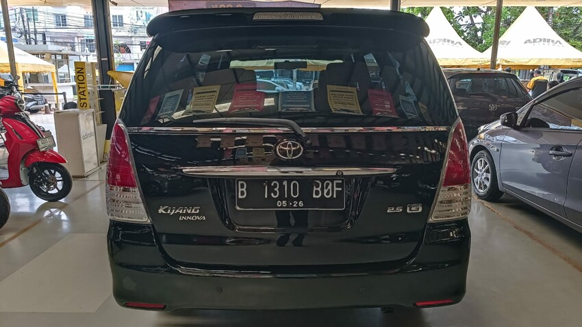 Siap Pakai Terawat! Toyota Kijang Innova G Matic 2011 Diesel