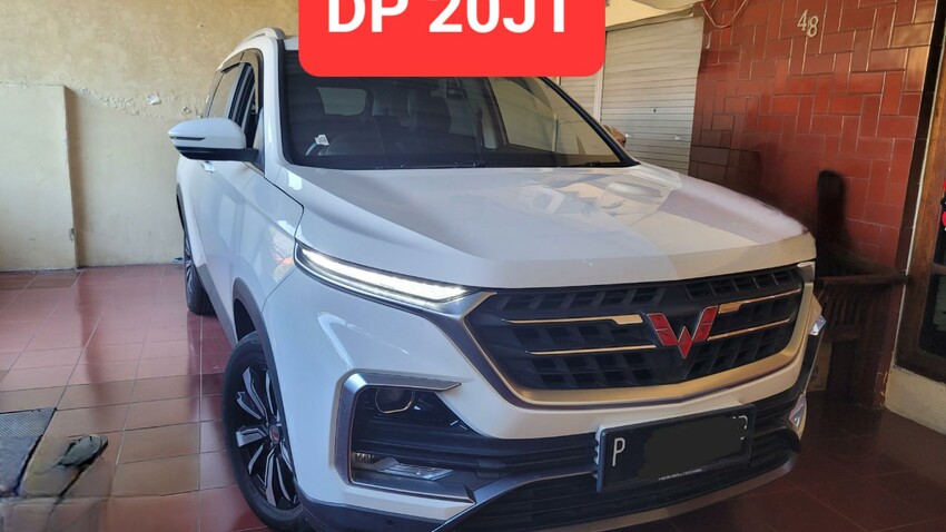 Wuling Almaz Exclusive 7Seat Matic Panoramic Sunroof