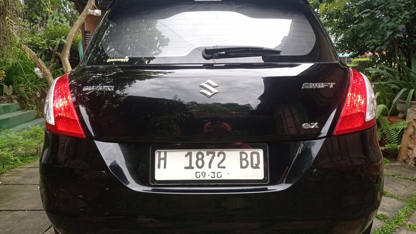 Suzuki Swift 2012 Bensin