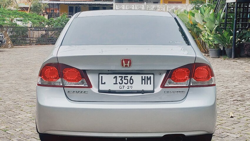 Honda Civic 2010 Bensin