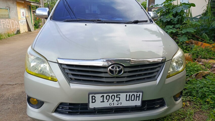 Toyota Kijang Innova 2012 Bensin, pajak s/d Januari 2026