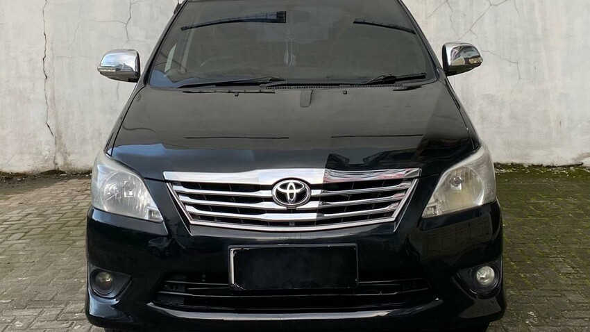 Toyota Kijang Innova 2.5 G MT Diesel 2012