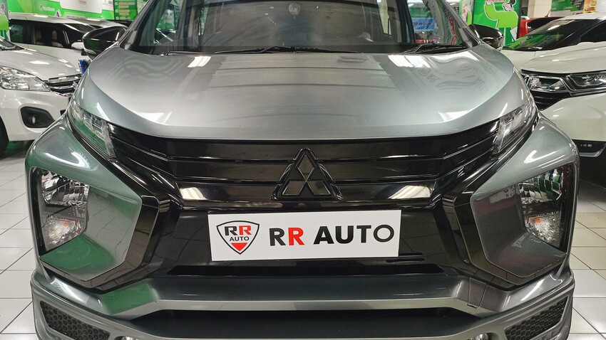 Mitsubishi Xpander / X-Pander Ultimate 1.5cc 2019 Abu-Abu Matic / AT !