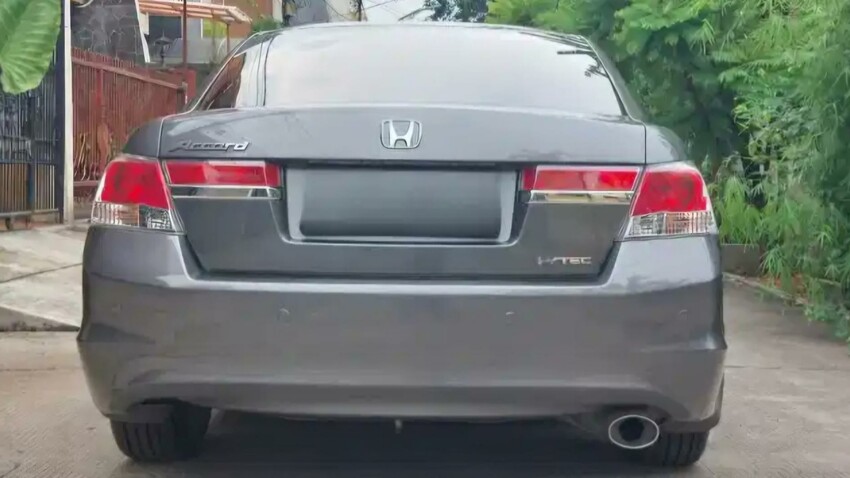 Honda Accord 2012 Bensin