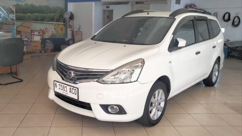 Nissan Grand livina 2013 Bensin