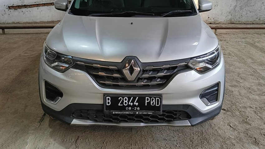Renault Triber 2020 Triber RXZ AT 2020 Triber AMT 2020 Renault 2020