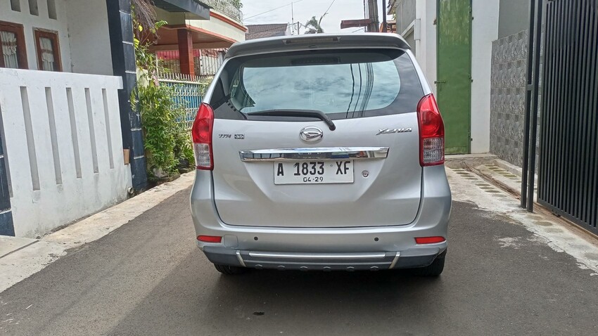 Daihatsu Xenia 2014 Bensin
