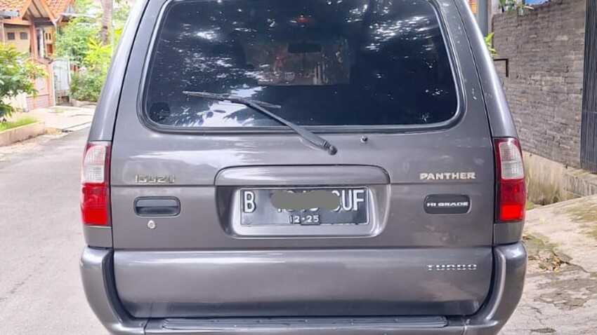 Isuzu Panther 2002 LS Turbo Diesel Matic
