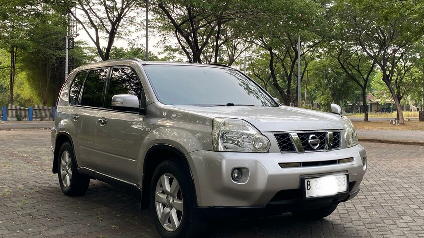 Nissan X-Trail 2009 Bensin