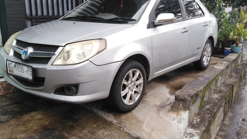 Geely MK-2 2011 Bensin