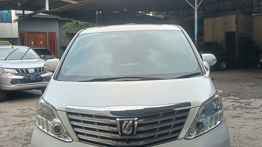 Toyota Alphard 2010 Bensin