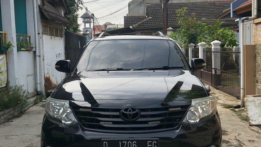 Toyota Fortuner 2012 Diesel