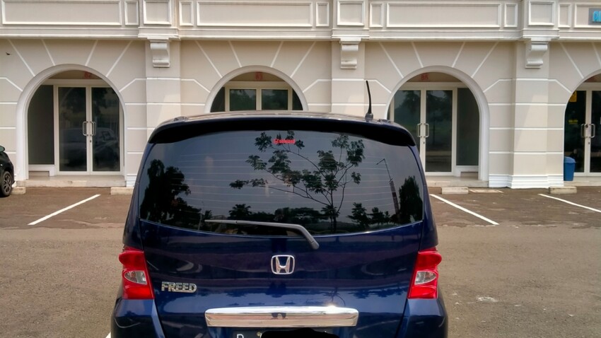 Honda Freed 2011 Bensin