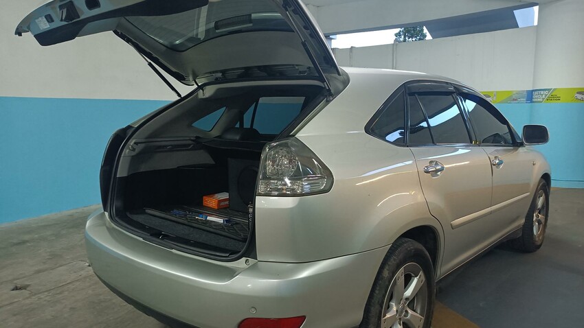 Toyota Harrier 4x4