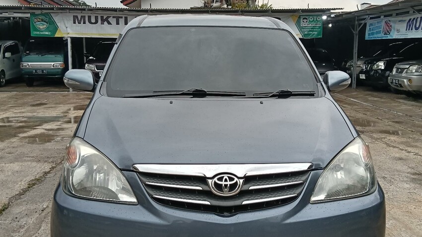 Toyota Avanza 2011 Bensin