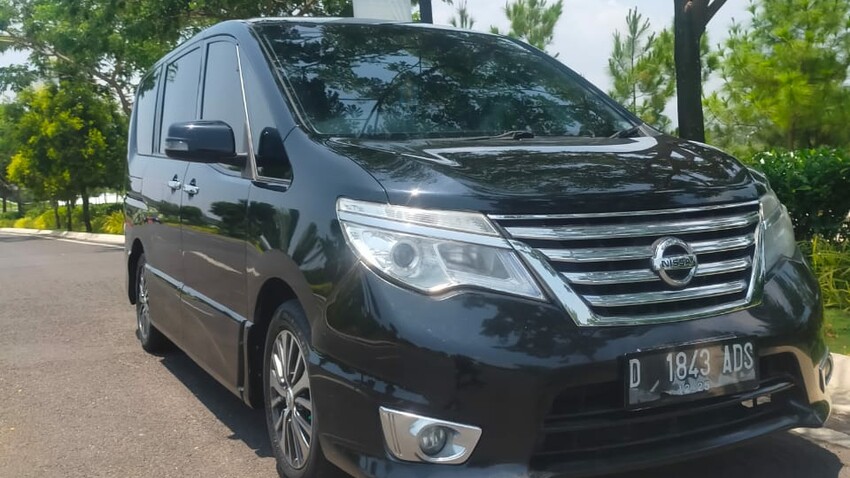 Nissan Serena 2015 Bensin