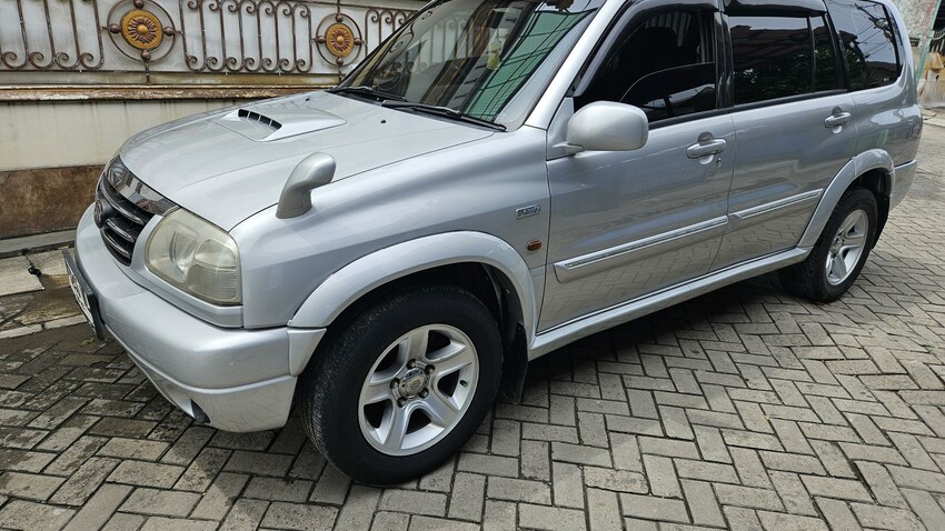 Suzuki Escudo 2006 Bensin