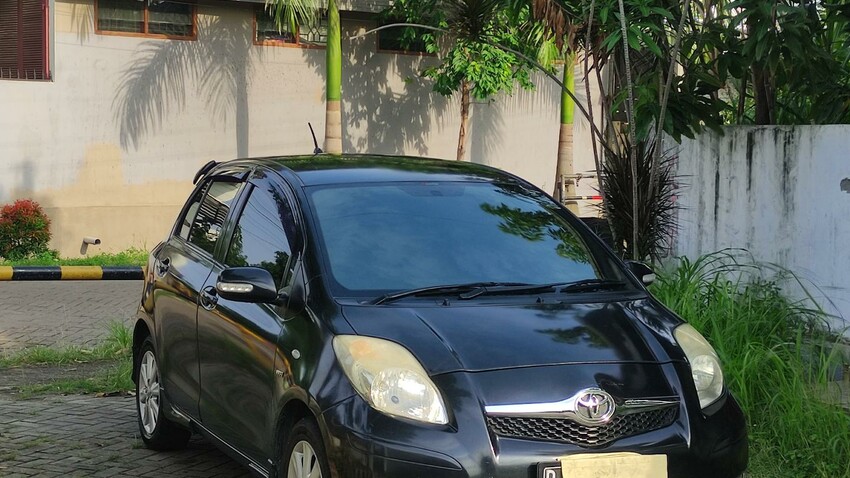 Toyota Yaris 2011 Bensin