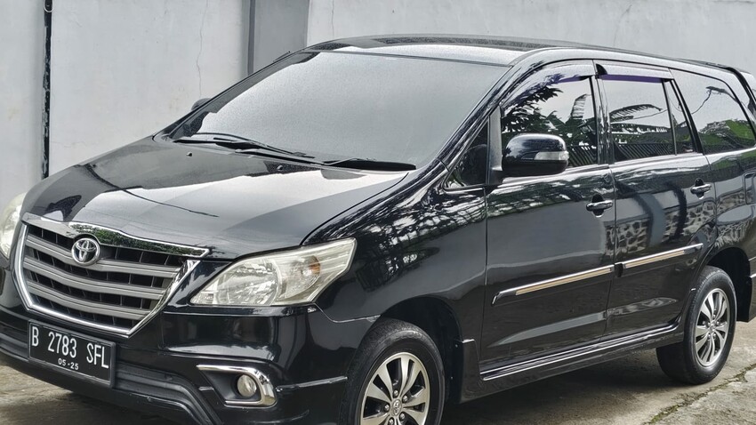 Toyota Kijang Innova 2015 Bensin