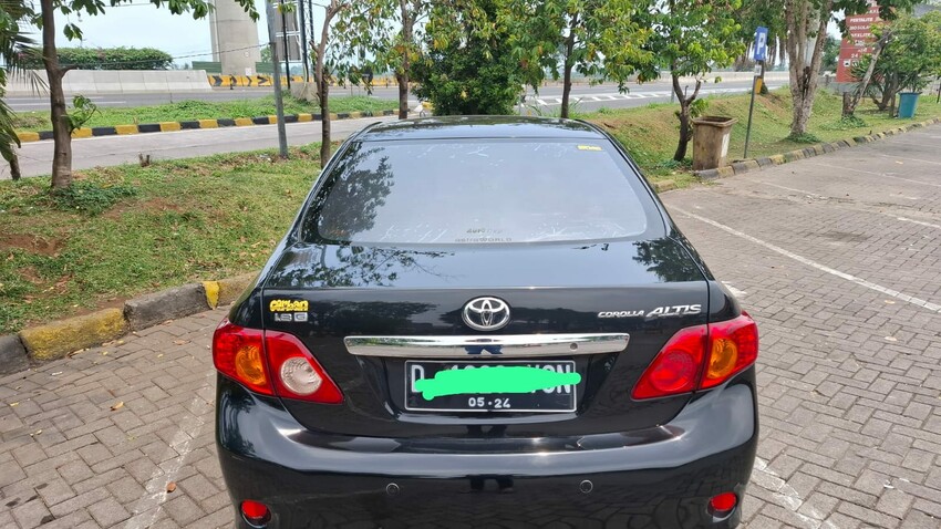 Toyota Corolla Altis 2009 Bensin