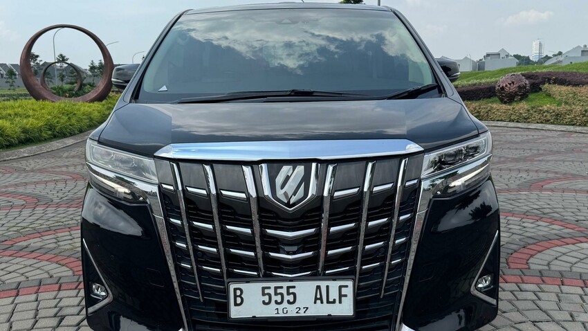 DP NOL%  Alphard G ATPM TSS Tahun 2022 Kondisi Mulus Luar Dalam