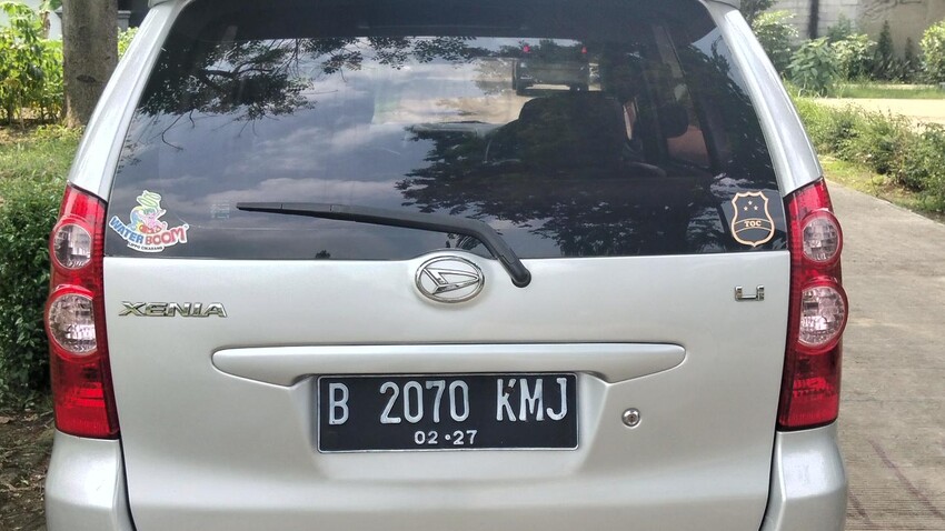 Daihatsu Xenia 2005 Bensin