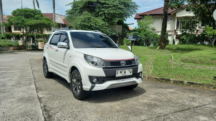 Rush TRD Sportivo ULTIMO AT 2017