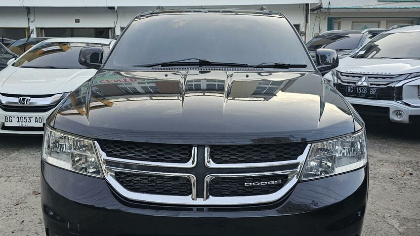 Dodge Journey SXT 2.4 AT 2012 istimewa dp 38 jt