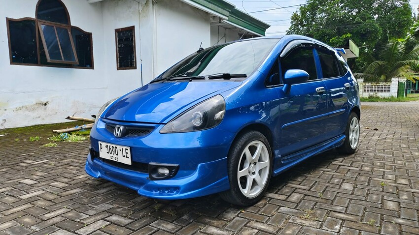 Honda Jazz 2004 Bensin