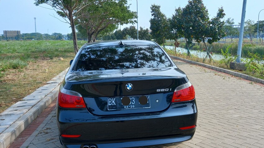 BMW 520i E60 2.2