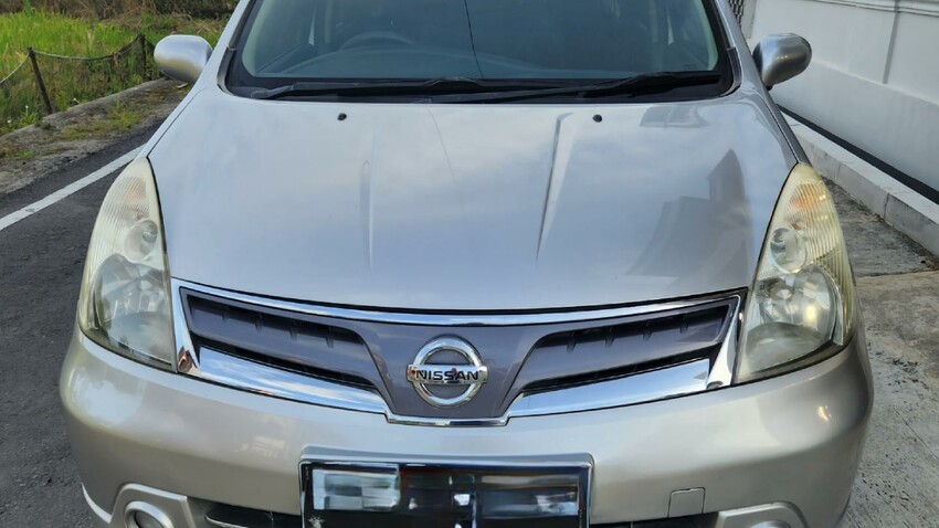 Nissan Grand livina 2012 Bensin