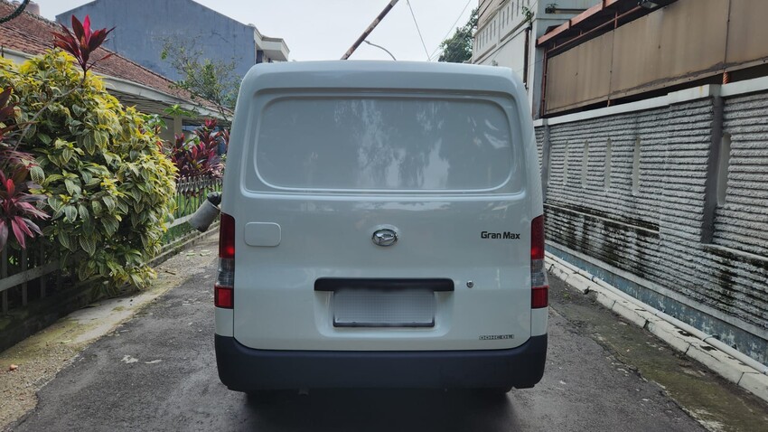 Daihatsu Granmax Blindvan AC Tahun 2019