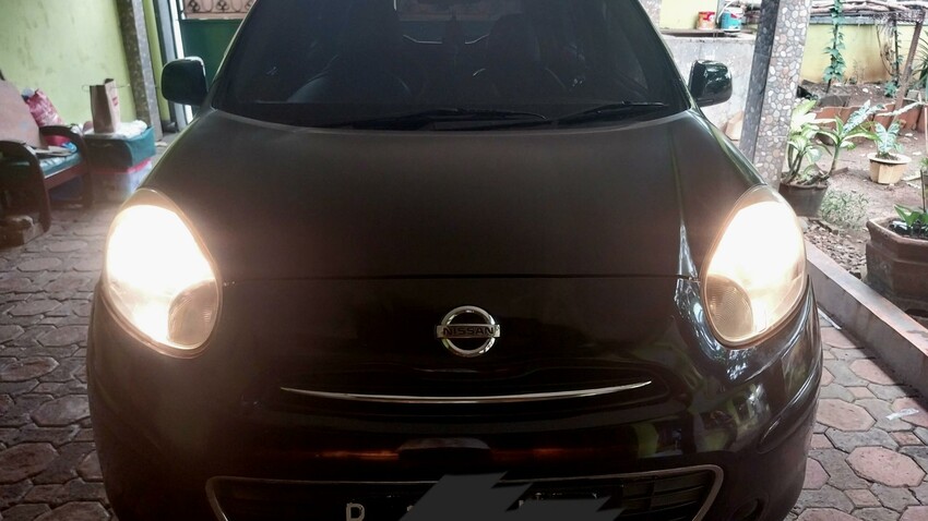 Nissan March 2011 A/T Hitam