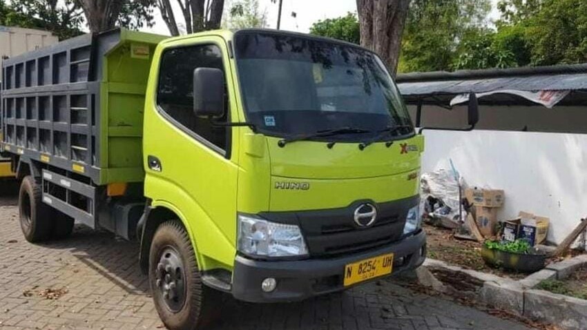 Dijual Dump Truck Hino Dutro 2022