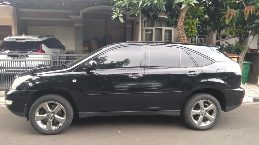 Toyota Harrier 2010 Bensin