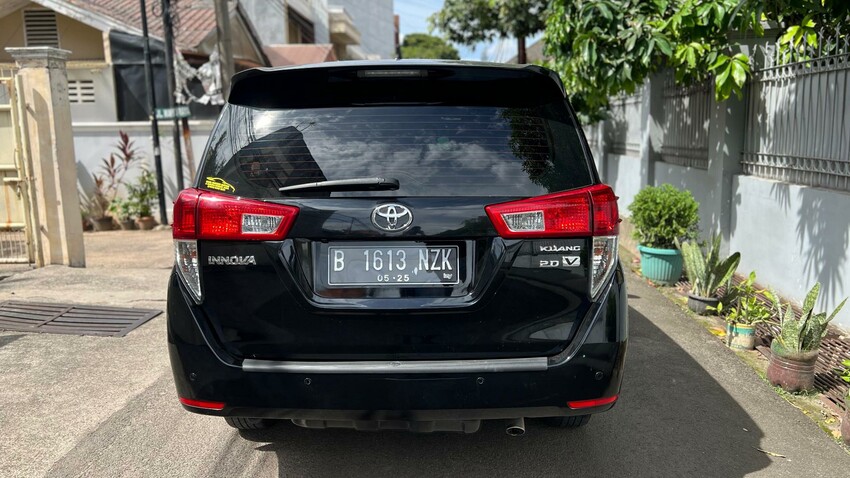 TDP 0 Angs Termurah Innova V 2020 Automatic Hitam Low Km Like New