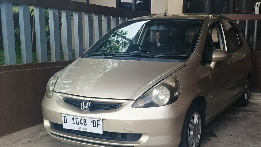 Honda Jazz 2004 Bensin