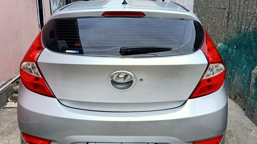 Hyundai Grand Avega 2011 Bensin